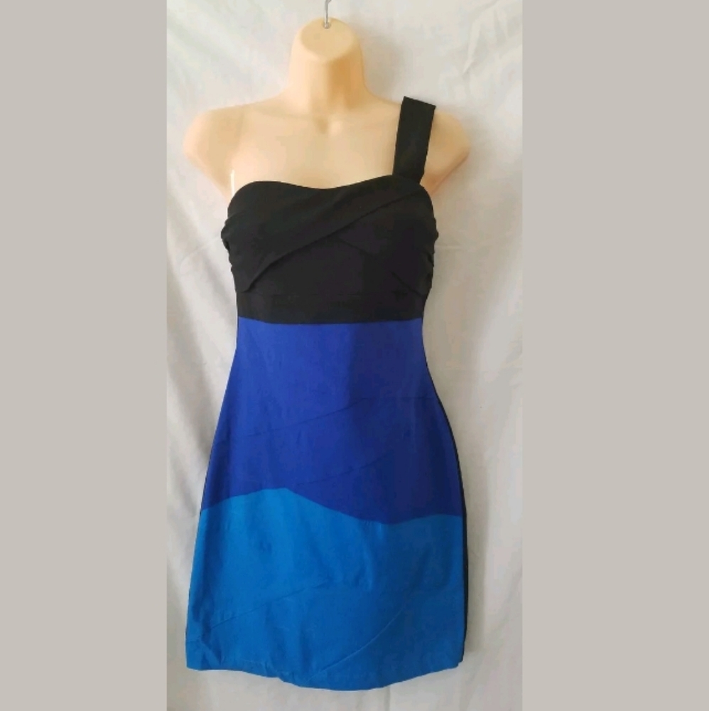 NWT Junior Ruby Rox Colorblock Black Royal Sky Blue Dress Back Zipper Size 7